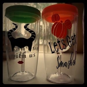 Custom water plastic water bottles wine sippy cups